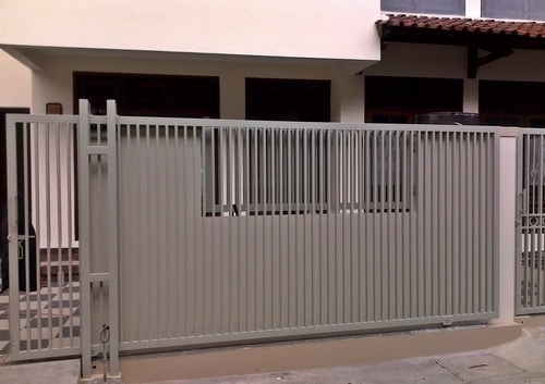 bentuk pintu pagar minimalis