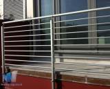 Model Pagar Stainless Minimalis Balkon