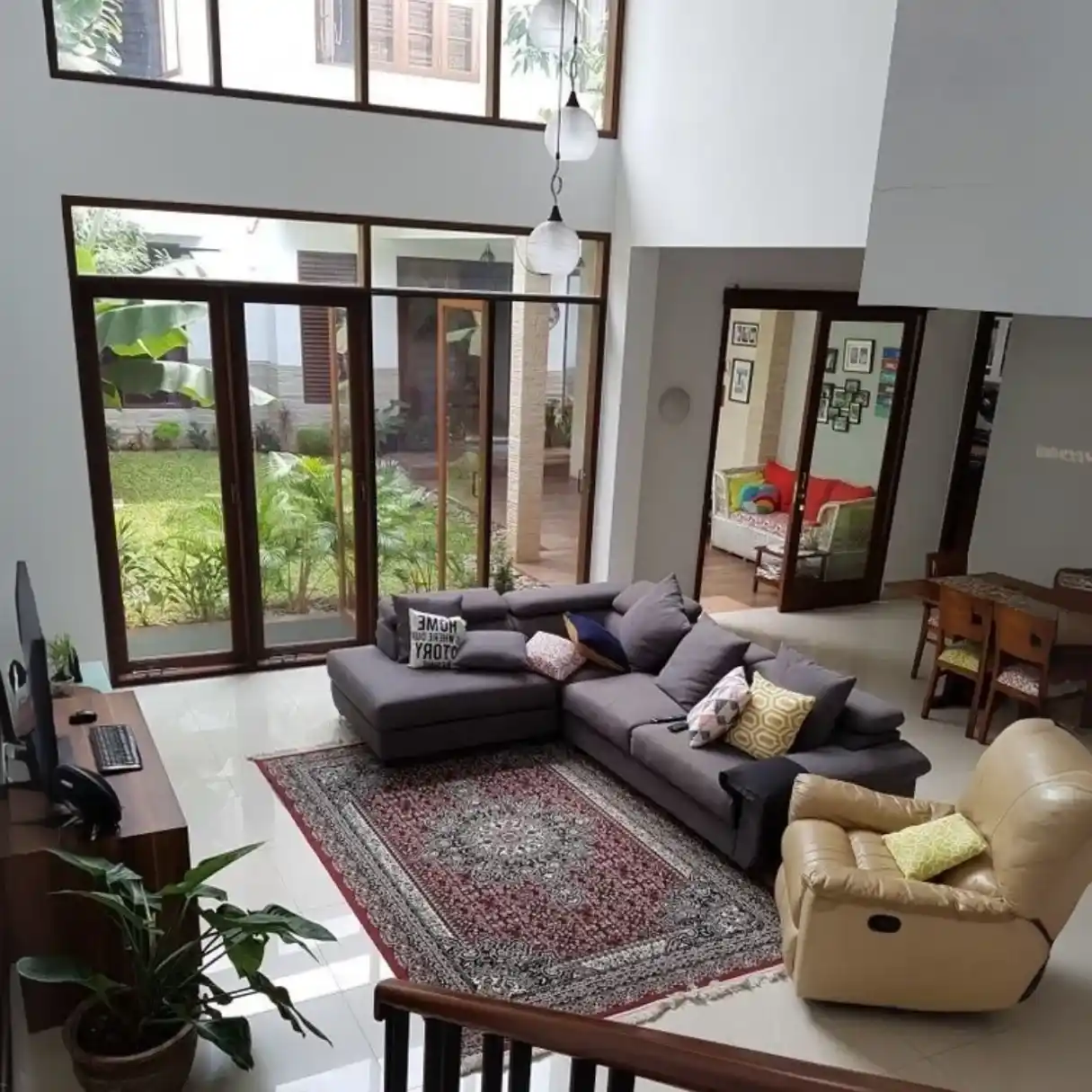pintu aluminium rumah minimalis